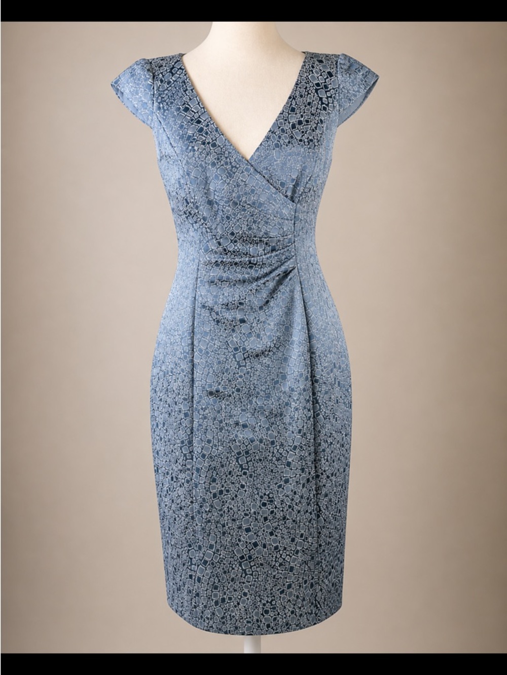 Wedding Guest Blue Sheath Dress Ruched Cocktail Size 4 Kay Unger Elegant - Picture 3 of 16
